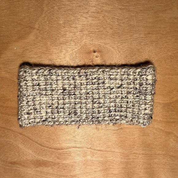 Beige Handmade Winter Neck Wrap/Scarf - Picture 1 of 2
